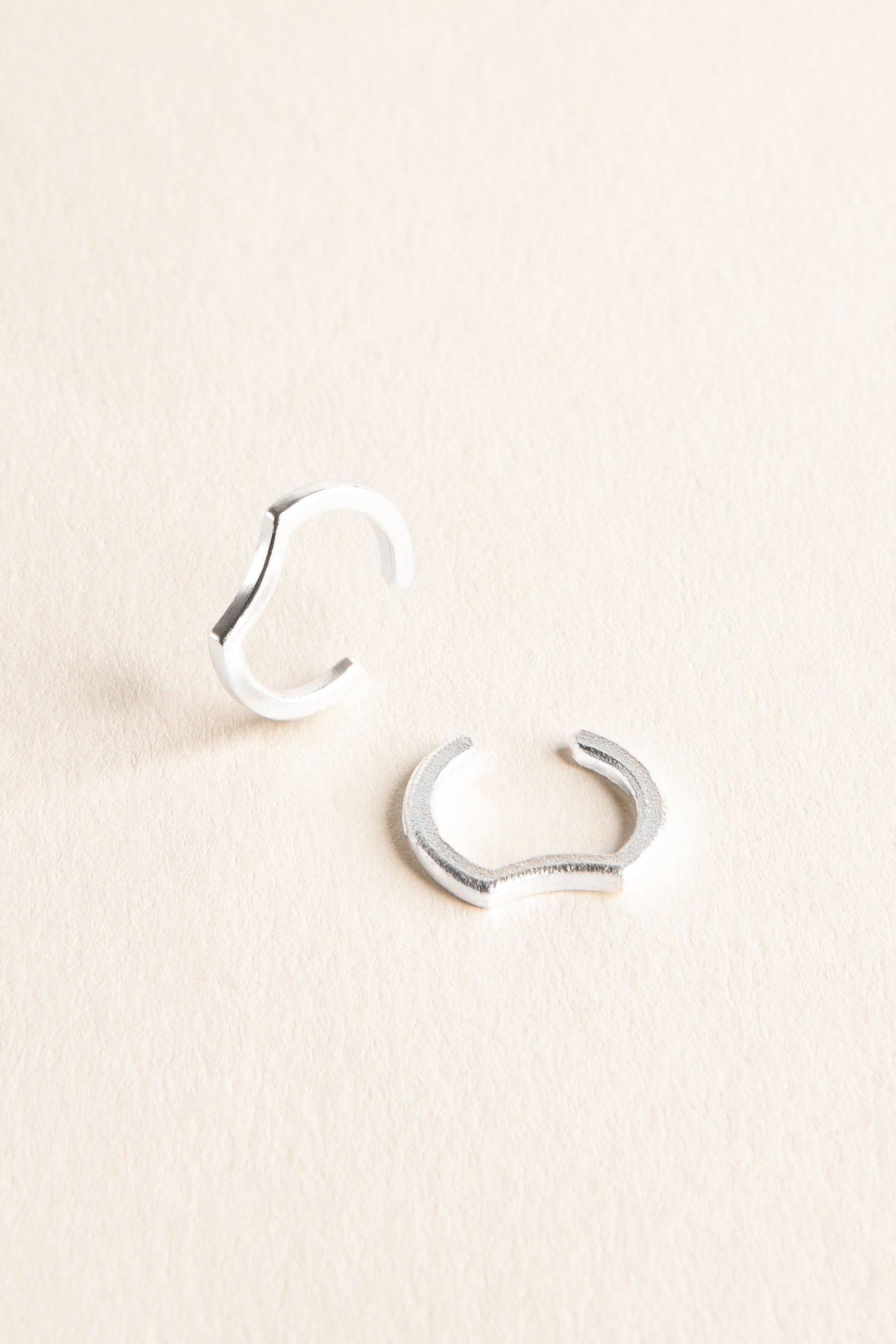 Mond Earcuff