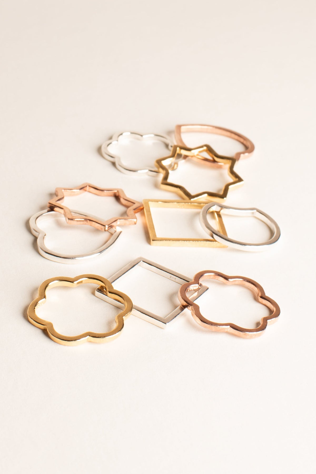 MOND | Ring
