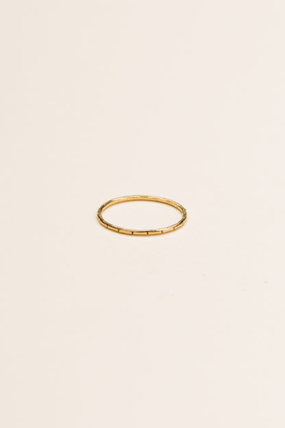 FINE LINE | Ring